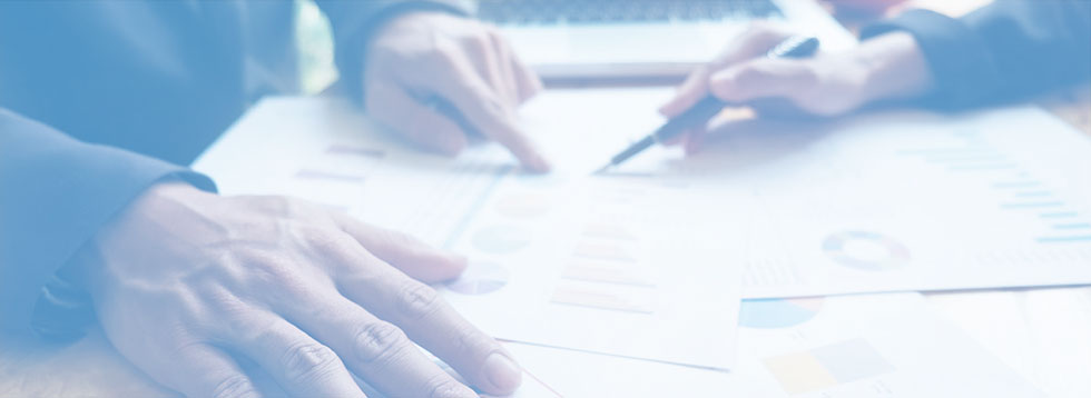 two-hands-pointing-at-papers